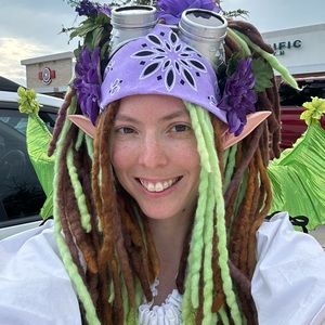 Meet your Posher, Pamela